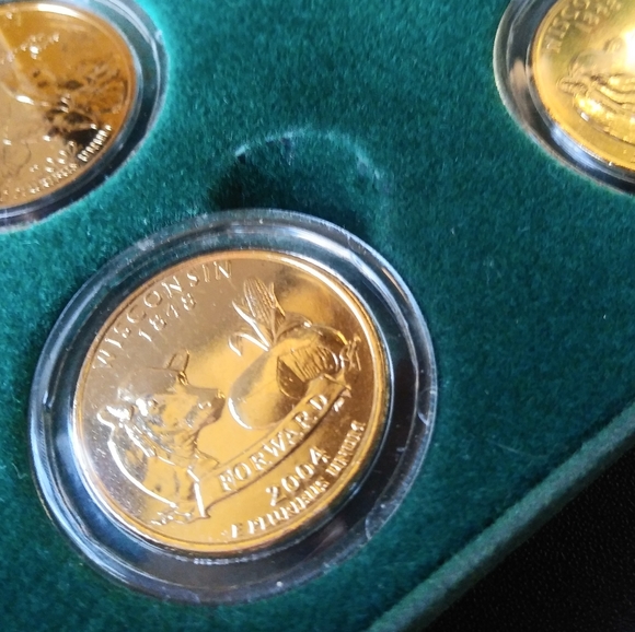 RARE: Brett Favre: US Statehood Quarter Set, Gold Plated Quarters, 7 Coins - Picture 8 of 16
